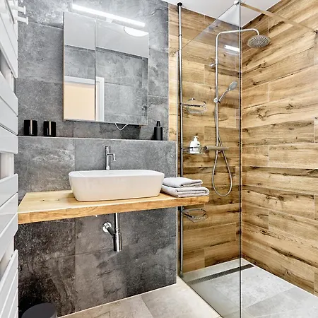 House By Mountain Ways * Loučná pod Klínovcem