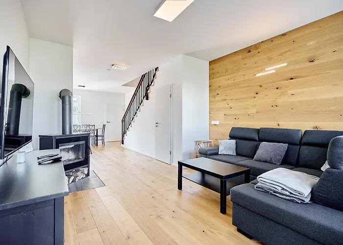 House By Mountain Ways Casa de Férias *