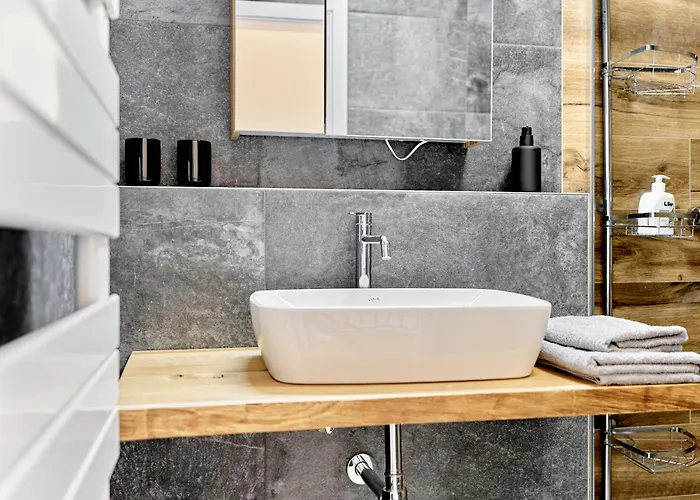 House By Mountain Ways Loucna pod Klinovcem